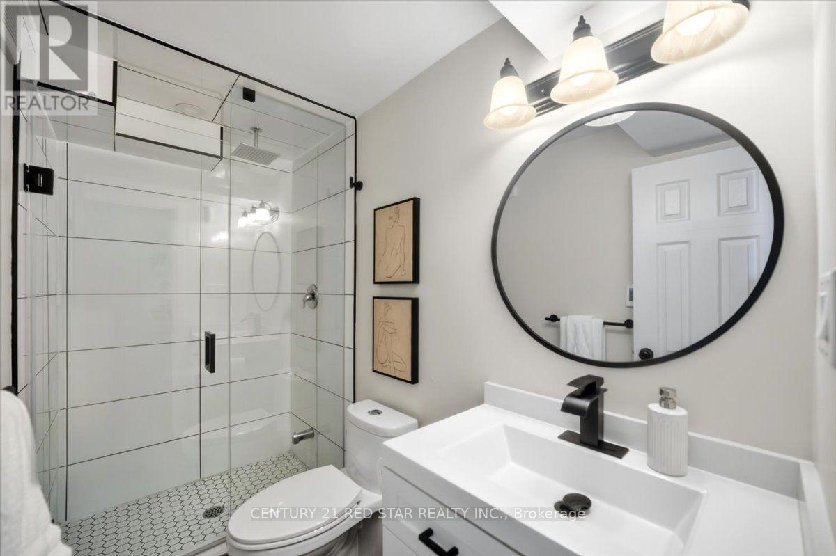 475 Forfar Street E Property Photo 26