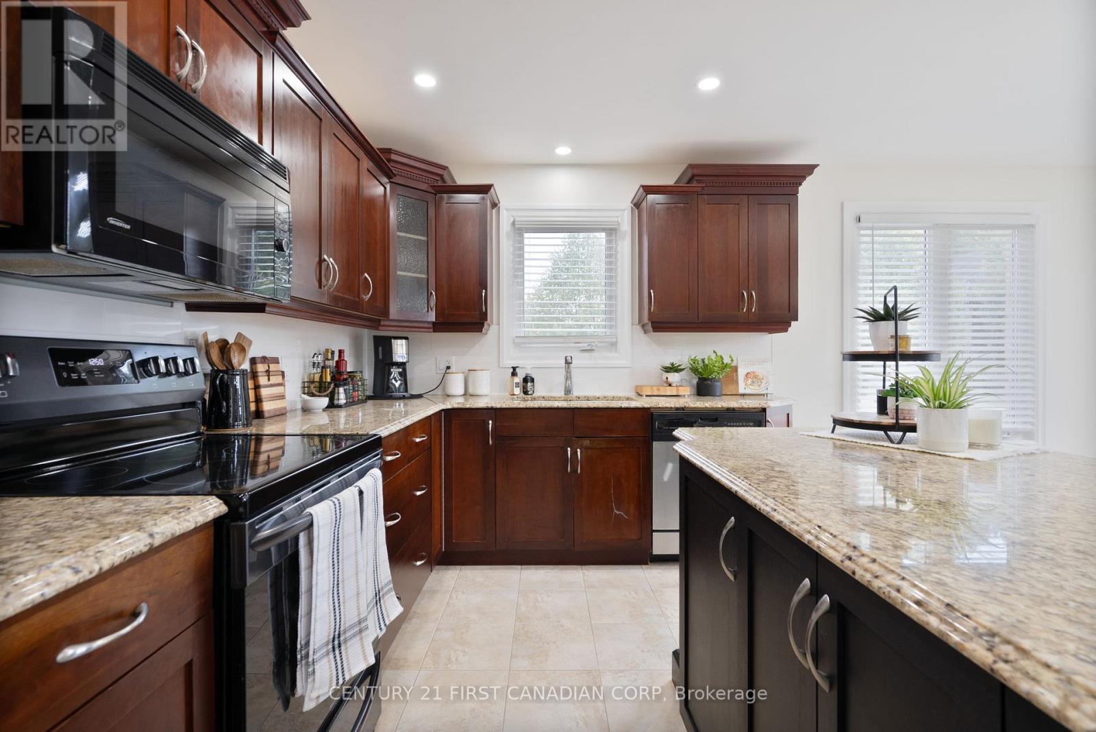 1625 Shore Road Property Photo 13