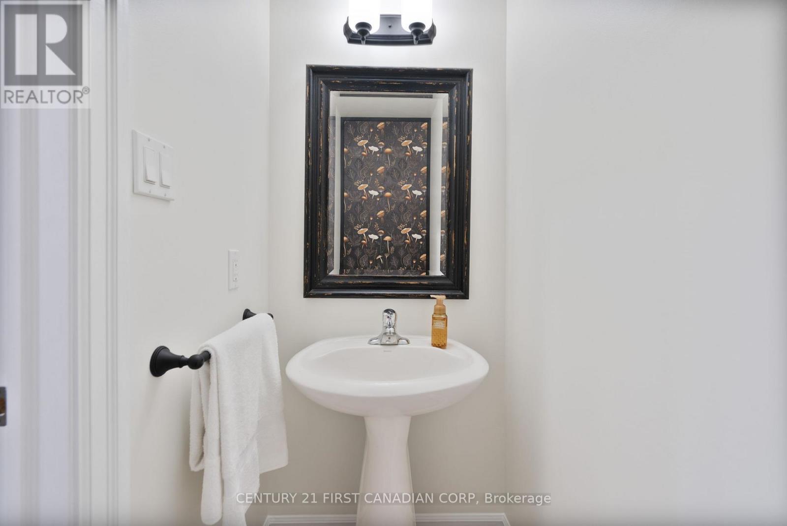1625 Shore Road Property Photo 16