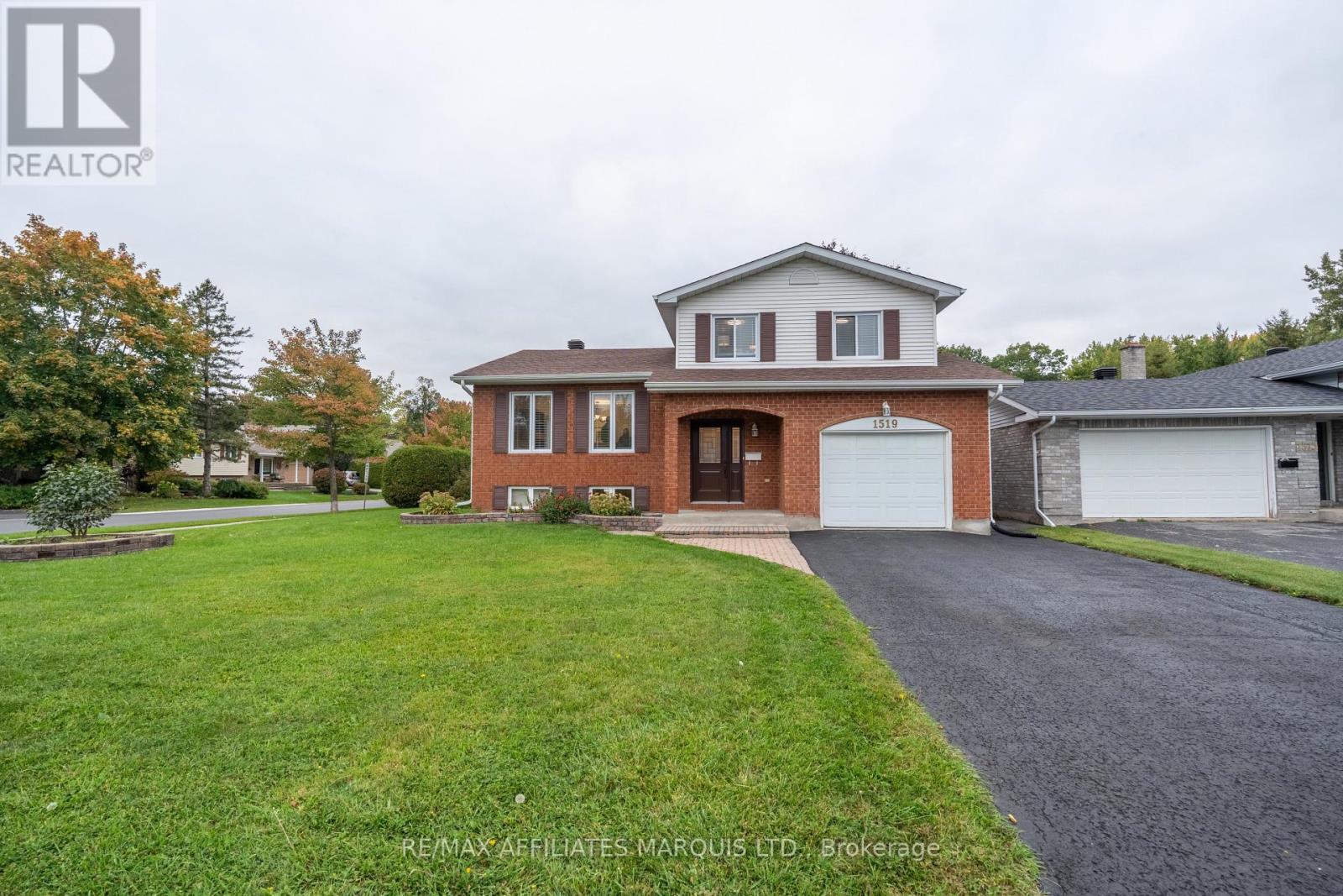 1519 Stephen Street Property Photo 1