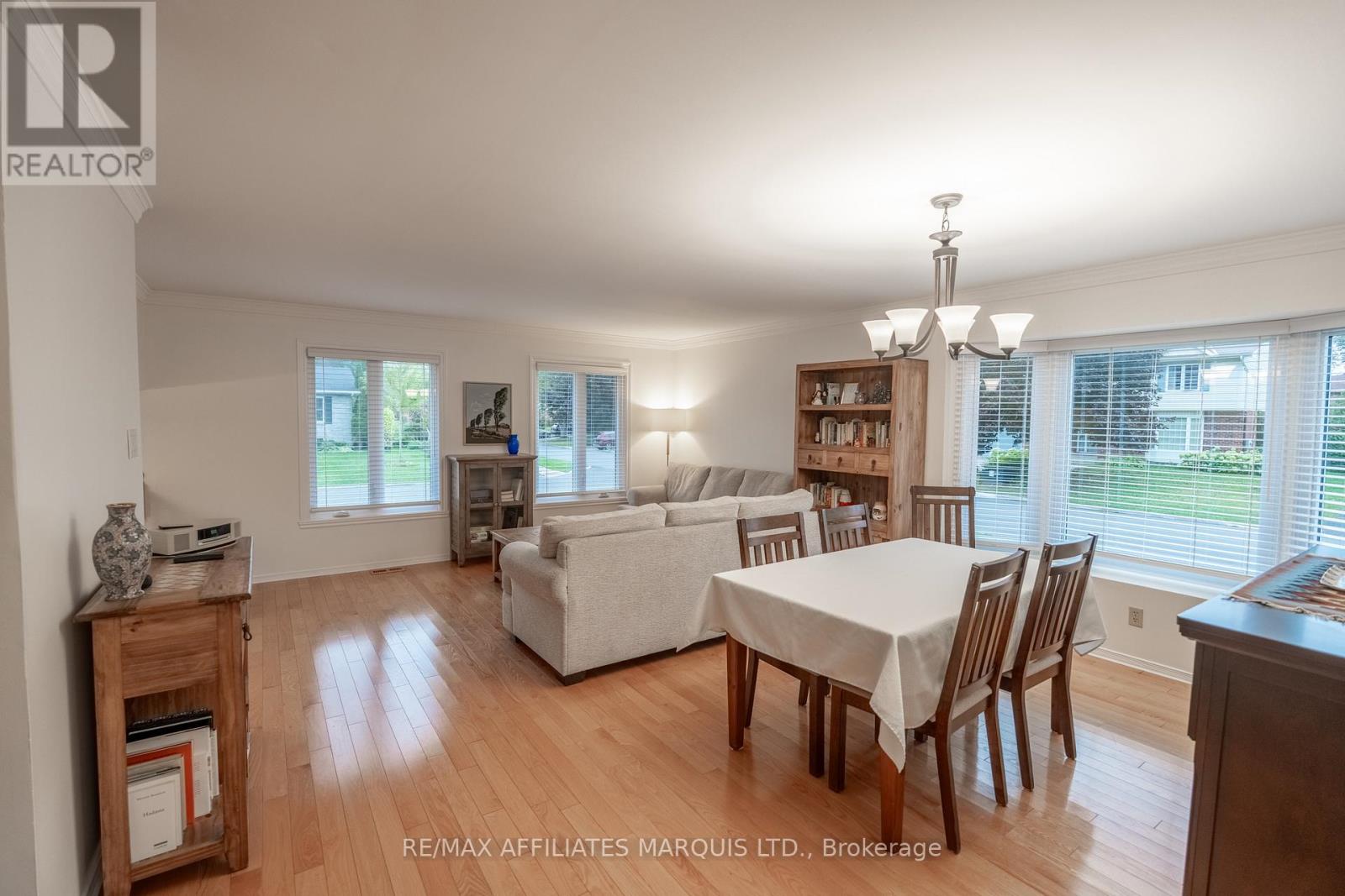 1519 Stephen Street Property Photo 7