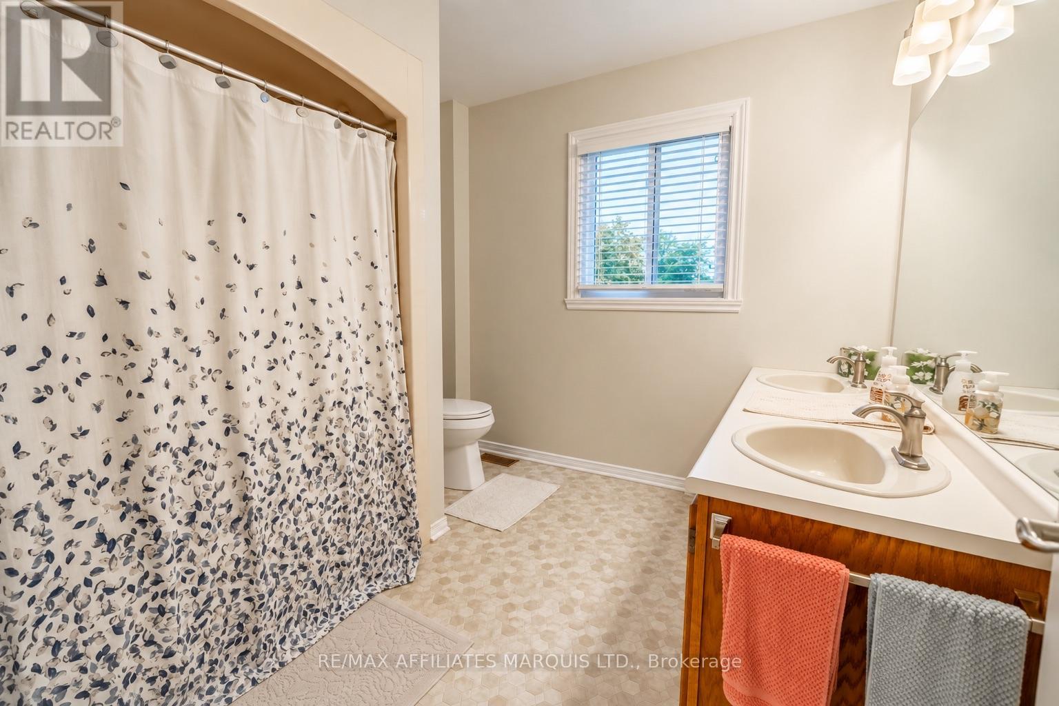 1519 Stephen Street Property Photo 22