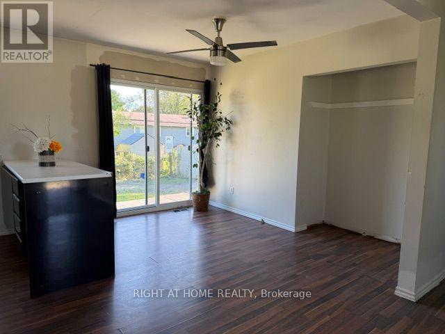 24 Largo Crescent S Property Photo 27