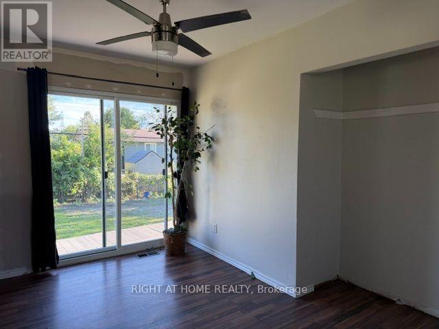 24 Largo Crescent S Property Photo 28