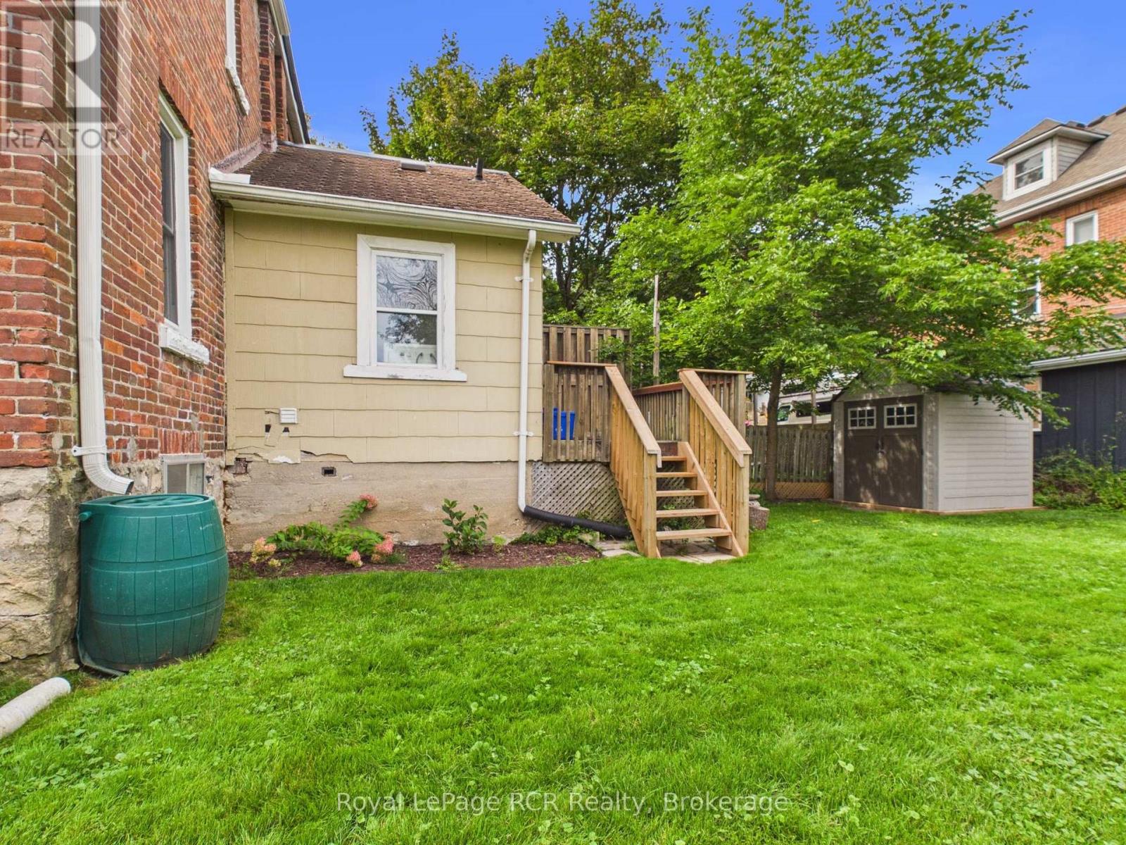 494 16th Street W Property Photo 25