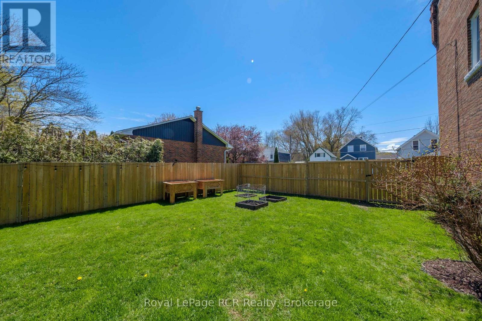 494 16th Street W Property Photo 29