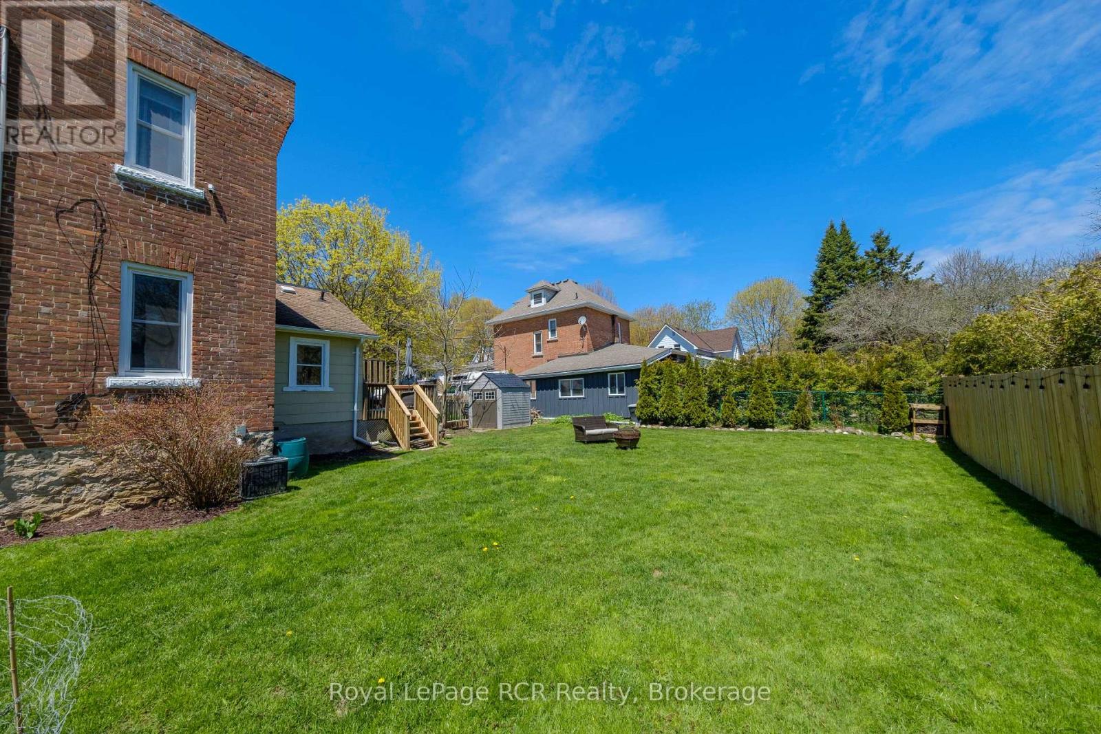 494 16th Street W Property Photo 31