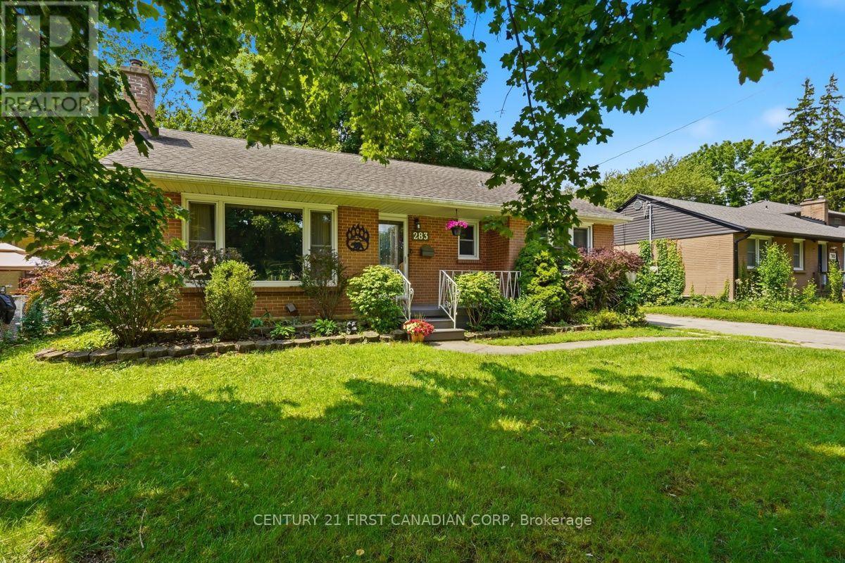 283 Spruce Street Property Photo 4