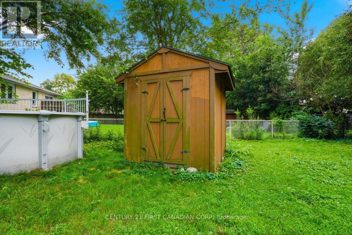 283 Spruce Street Property Photo 32