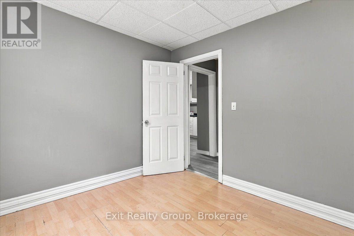 167 Marmora Street Property Photo 9