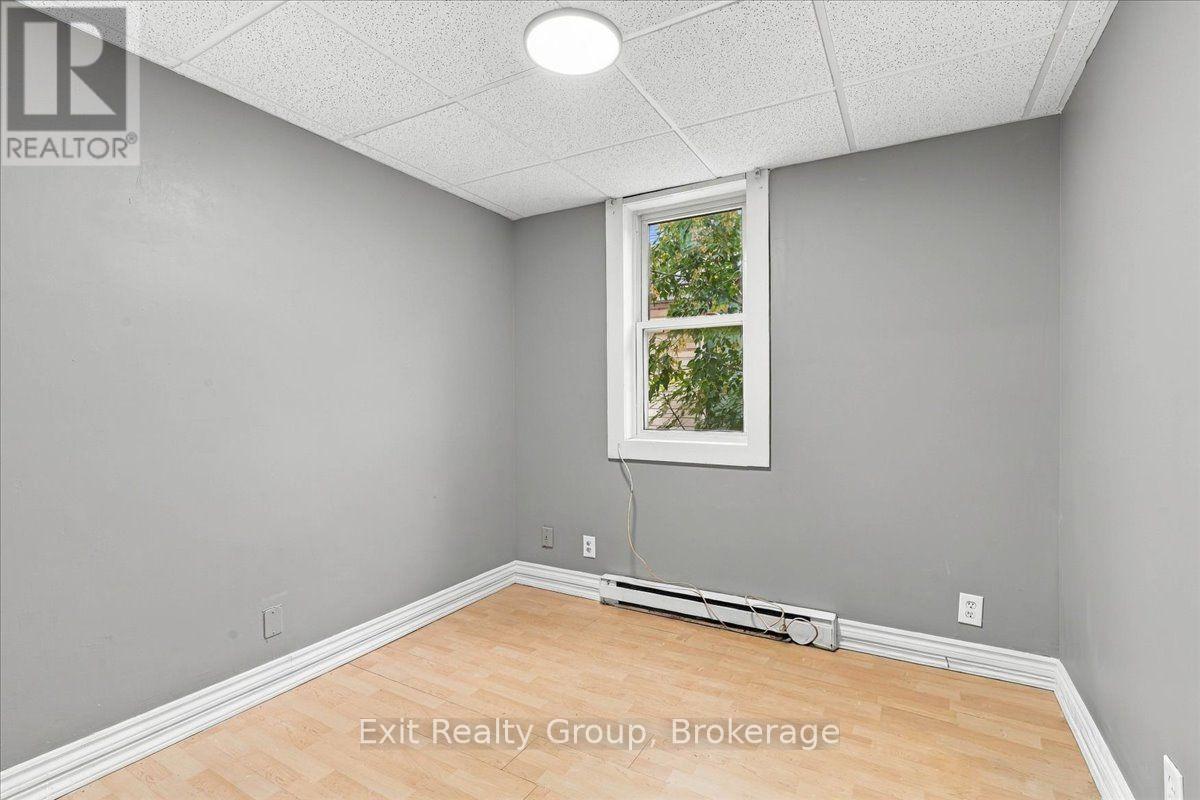 167 Marmora Street Property Photo 10