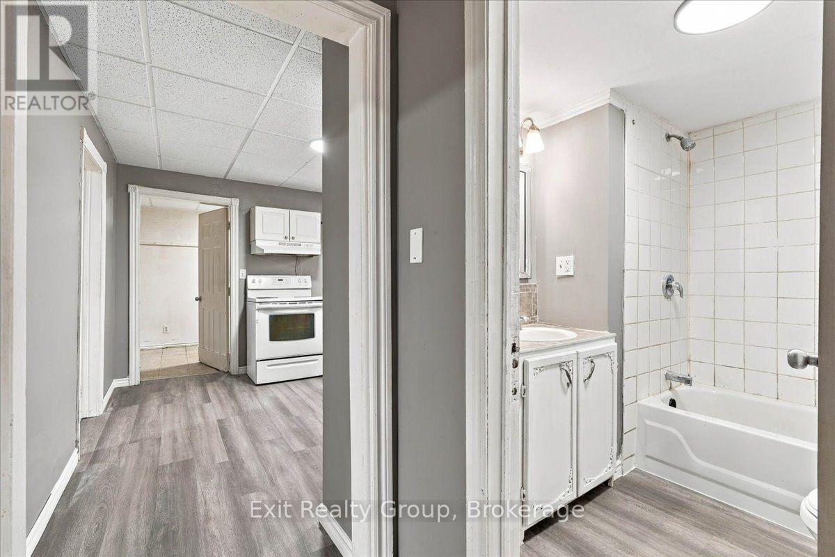 167 Marmora Street Property Photo 14