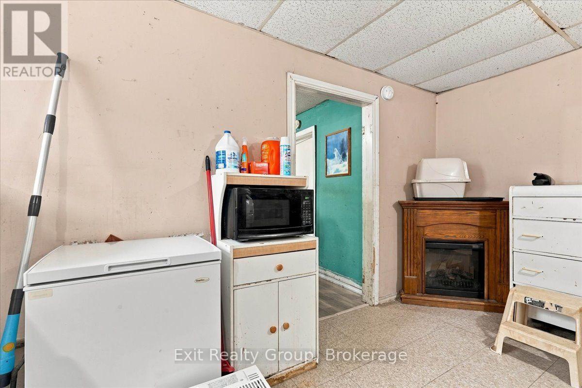 167 Marmora Street Property Photo 32