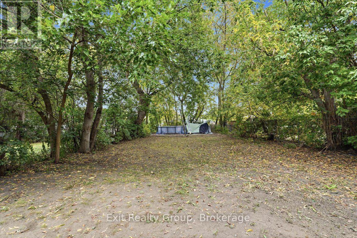 167 Marmora Street Property Photo 37
