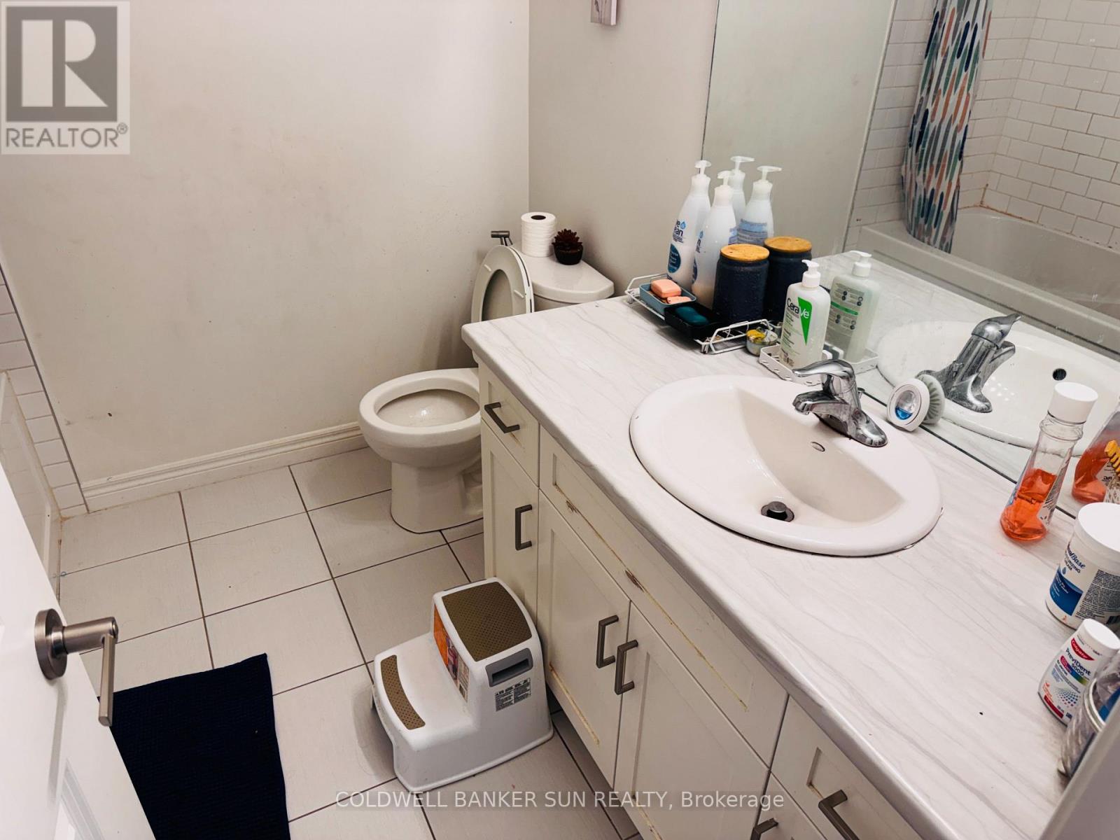 46 Zoe Lane Property Photo 20