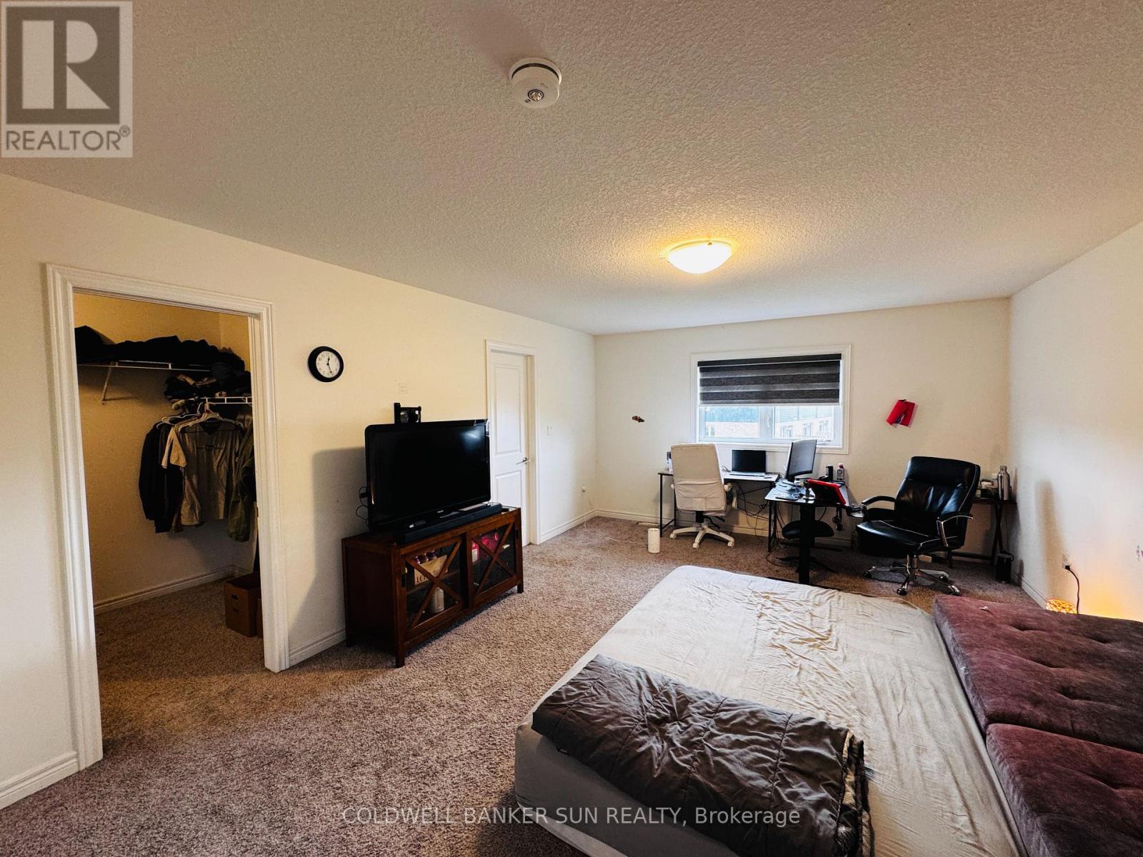 46 Zoe Lane Property Photo 21
