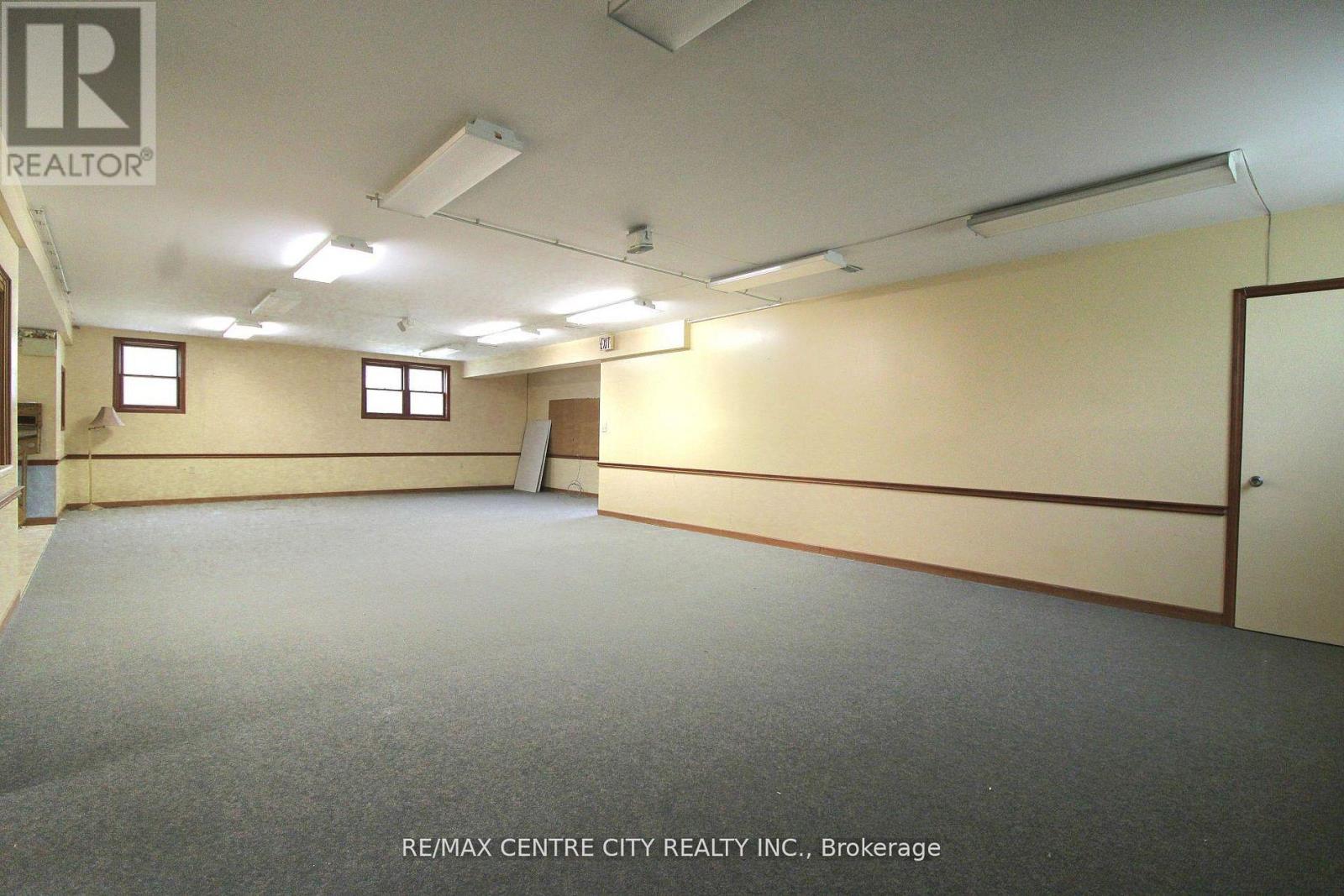 12 Chester Street Property Photo 5