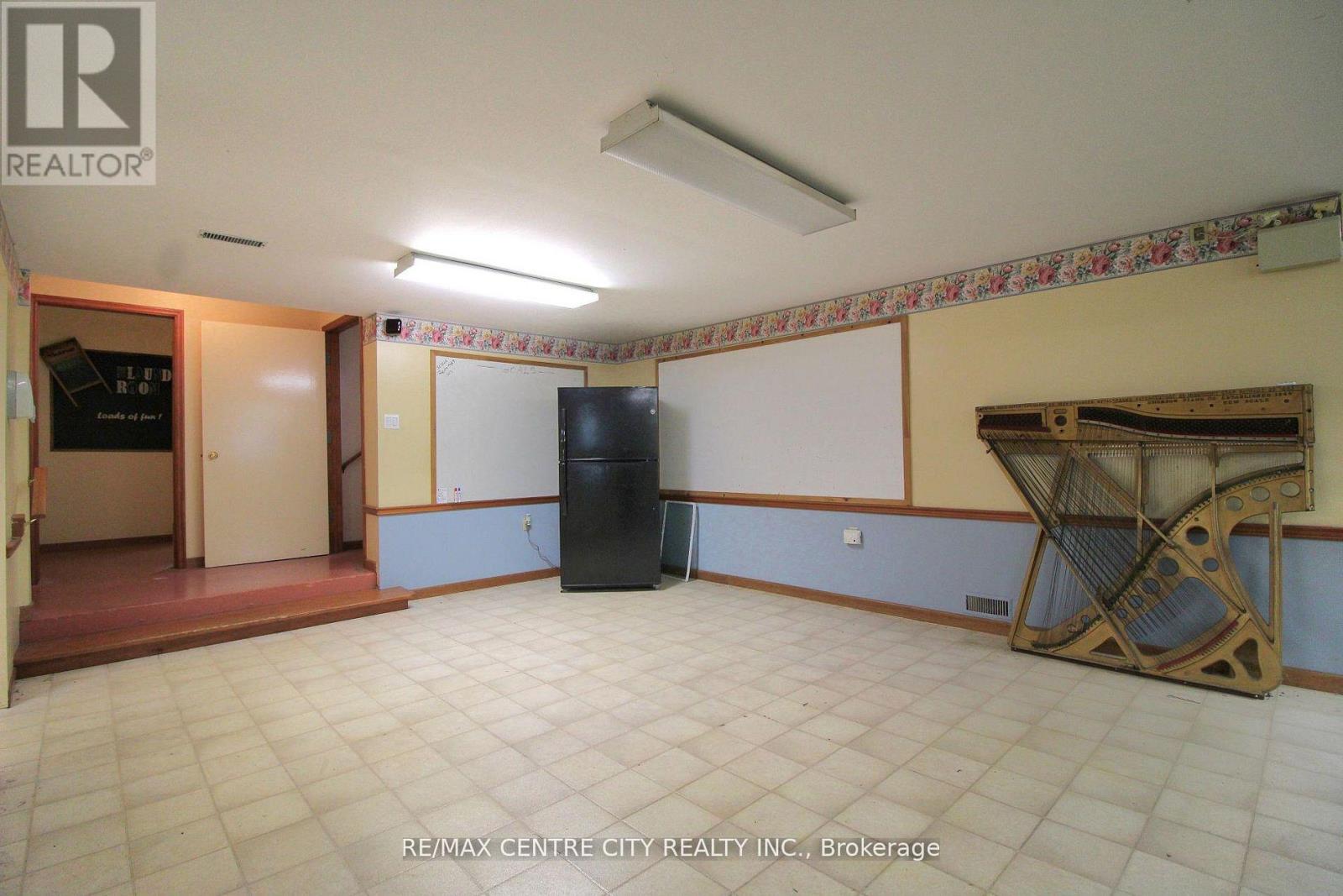 12 Chester Street Property Photo 15