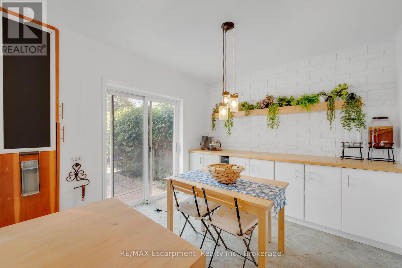 10 Goldfinch Road Property Photo 12