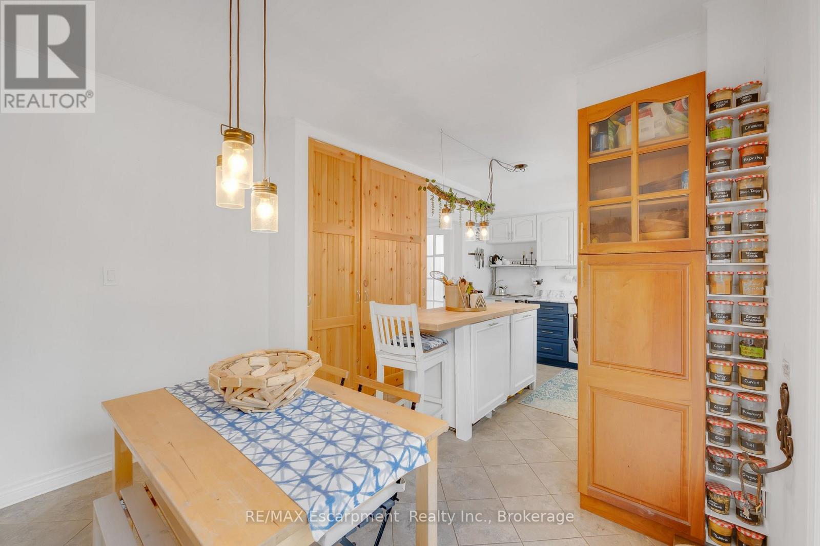 10 Goldfinch Road Property Photo 14