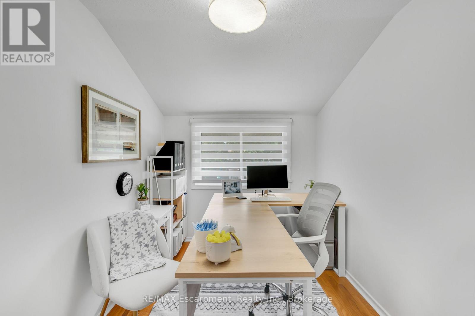 10 Goldfinch Road Property Photo 20