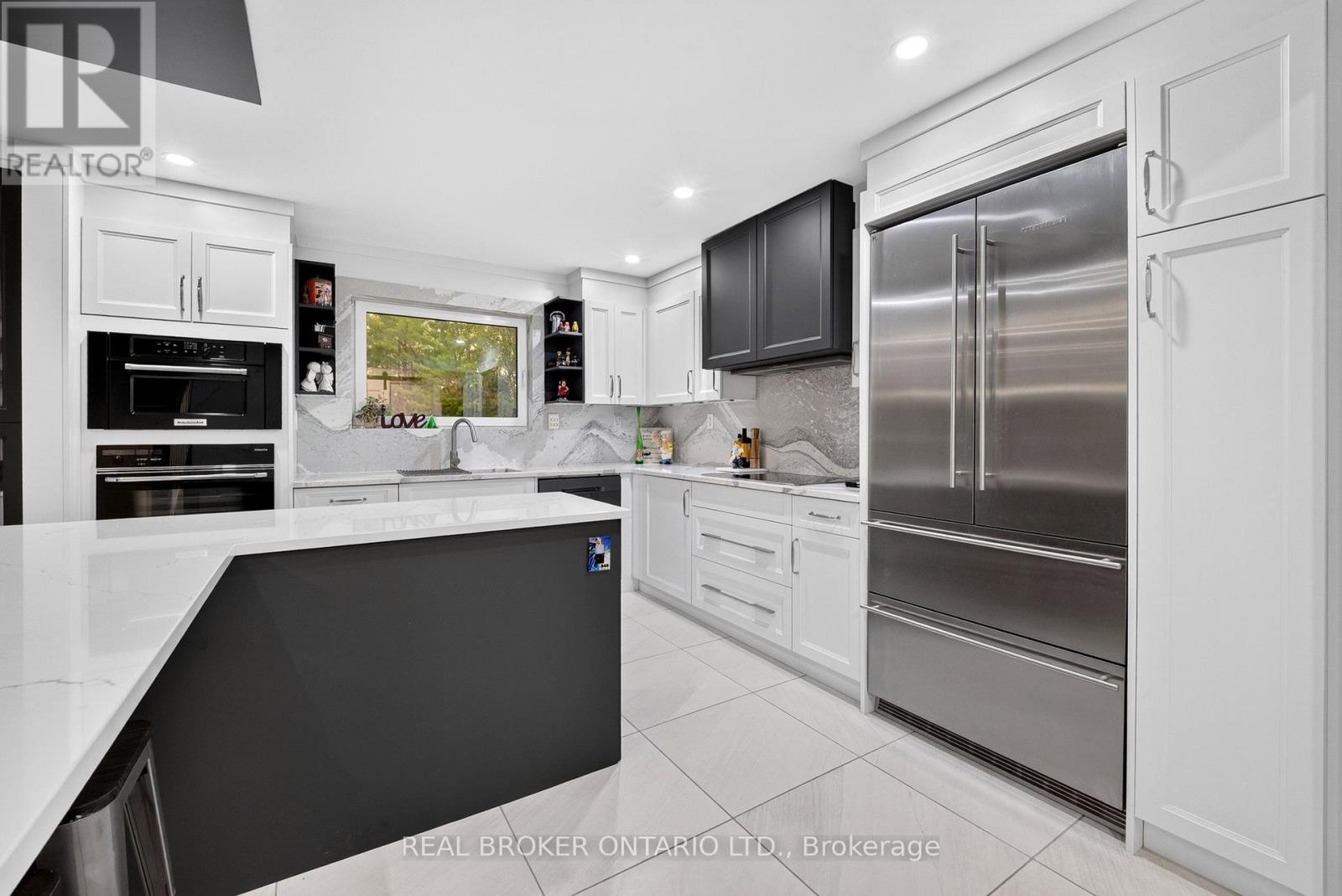 1018 Whites Road Property Photo 18