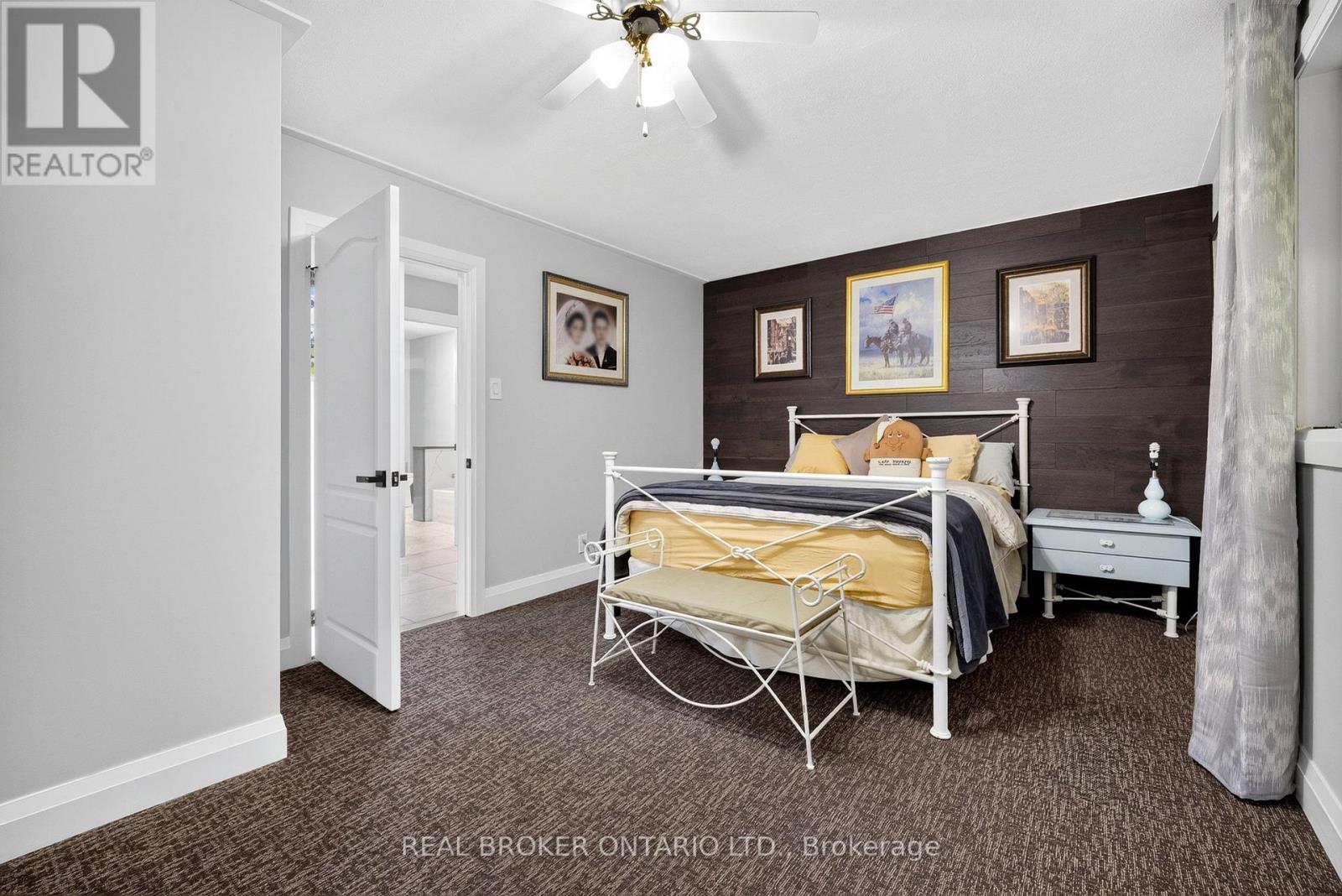 1018 Whites Road Property Photo 25