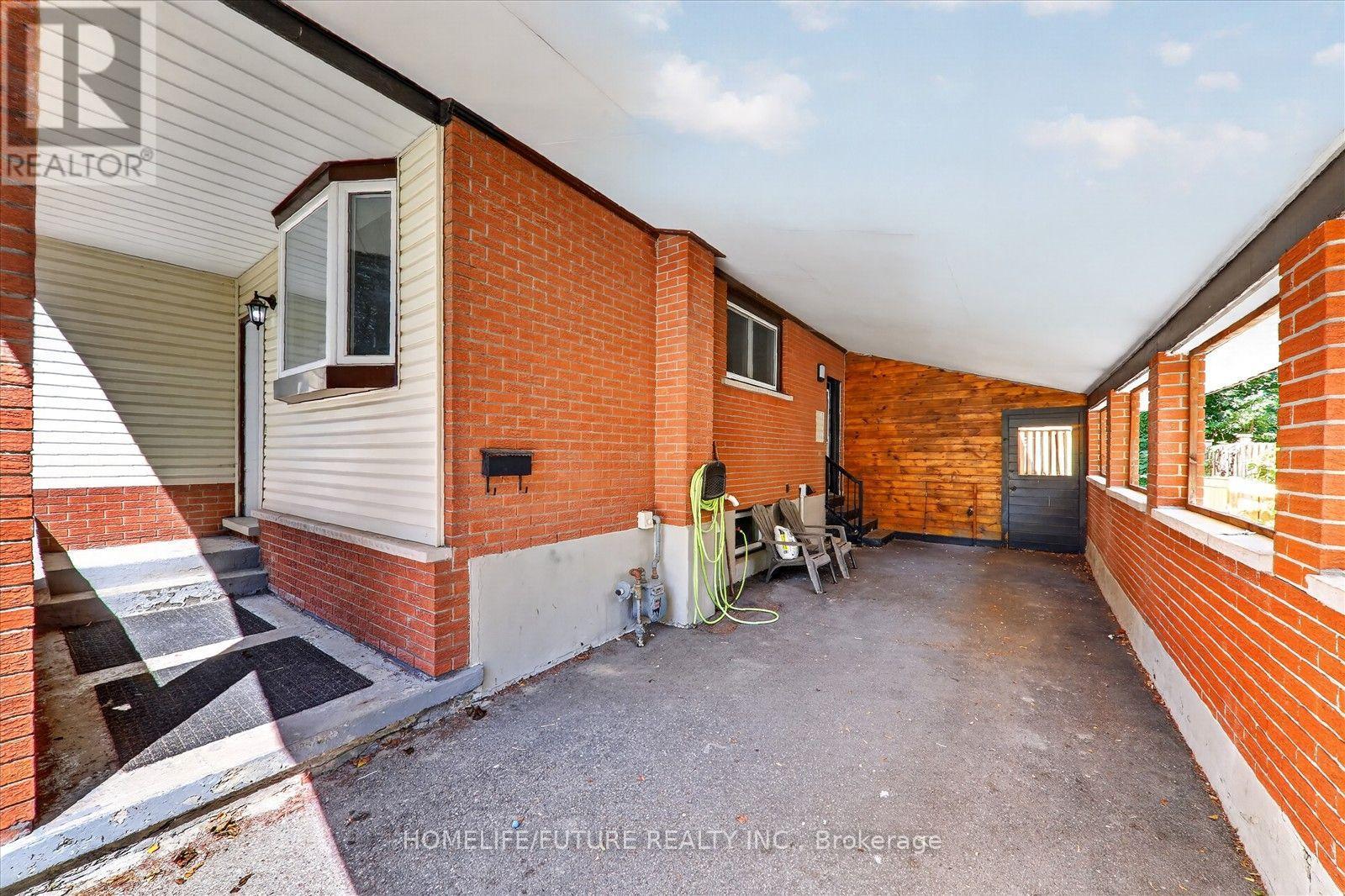 Room A - 7 Cardill Crescent Property Photo 4