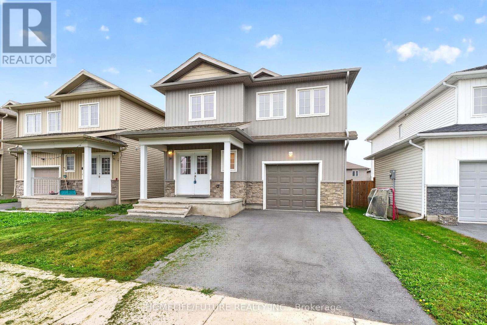 39 BRENNAN CRESCENT Property Photo 1