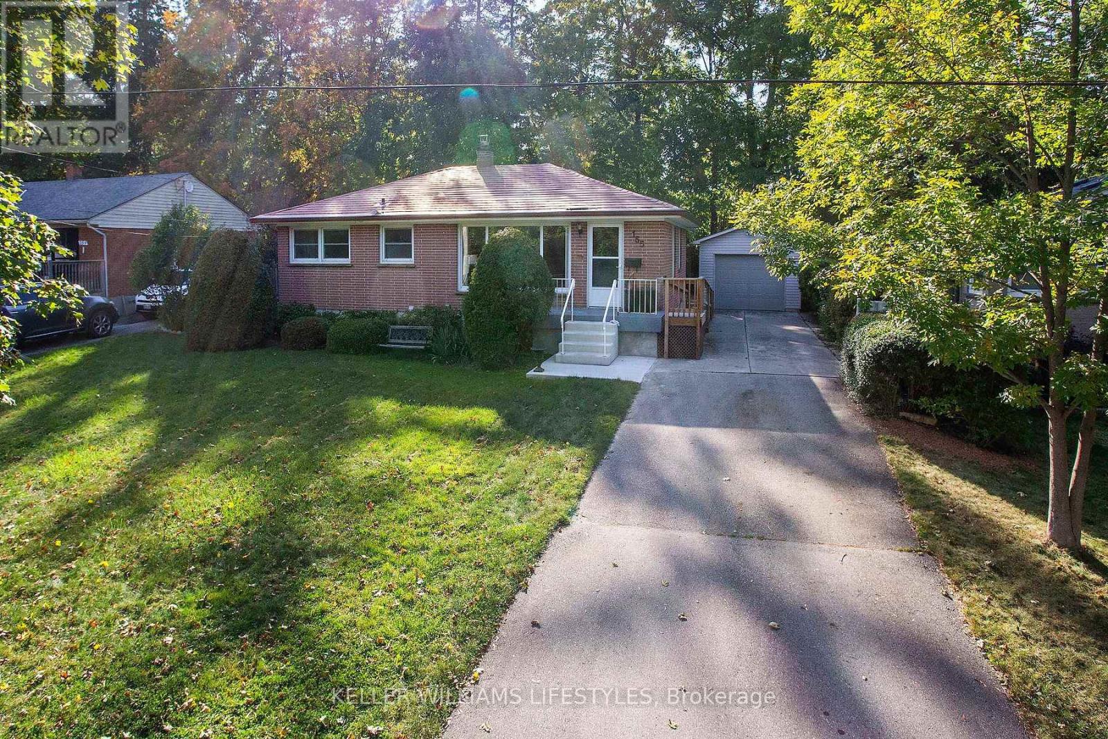 155 TROWBRIDGE AVENUE