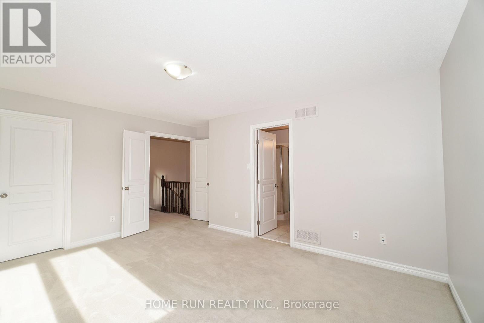 115 Watchhorn Grove Property Photo 24