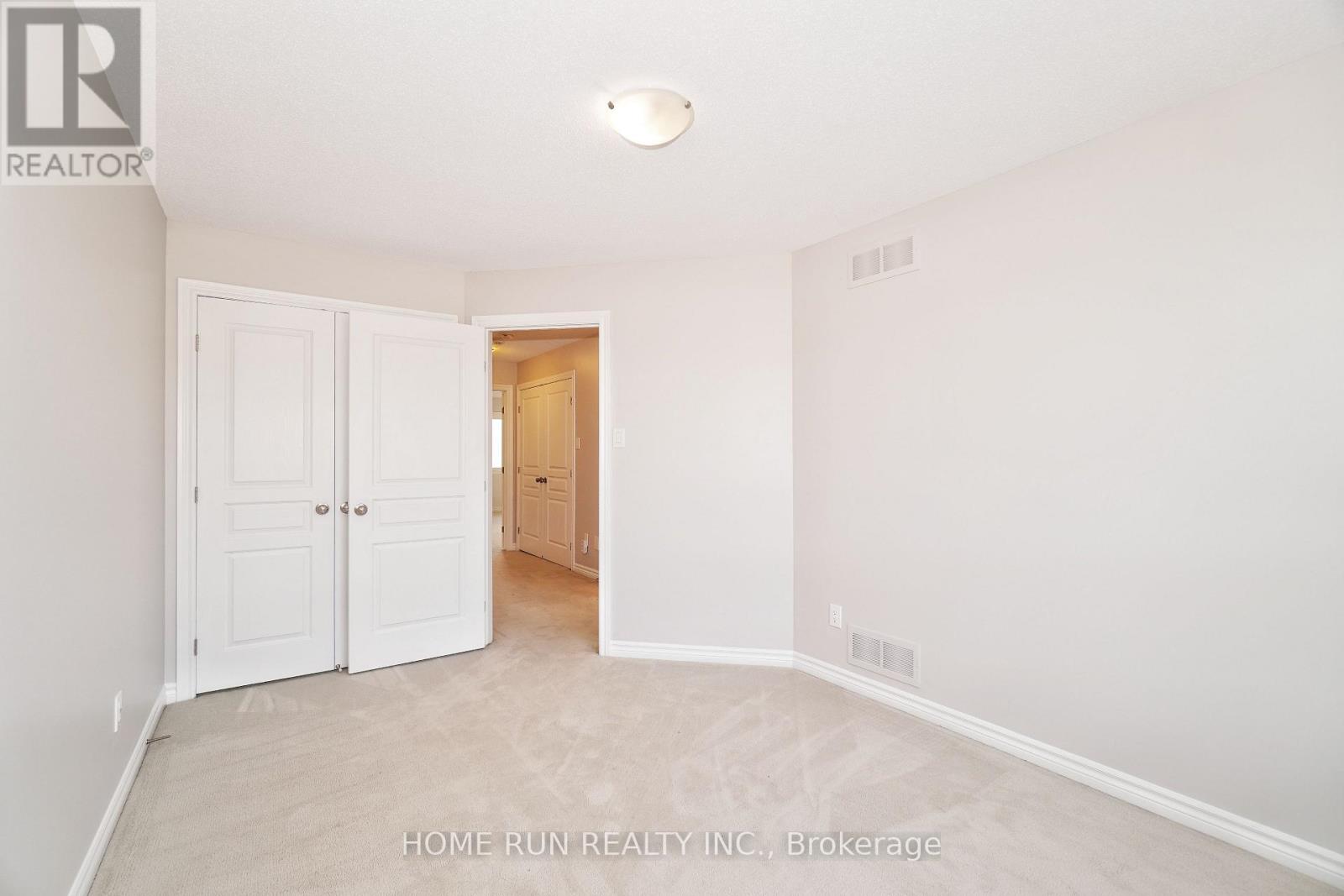 115 Watchhorn Grove Property Photo 30