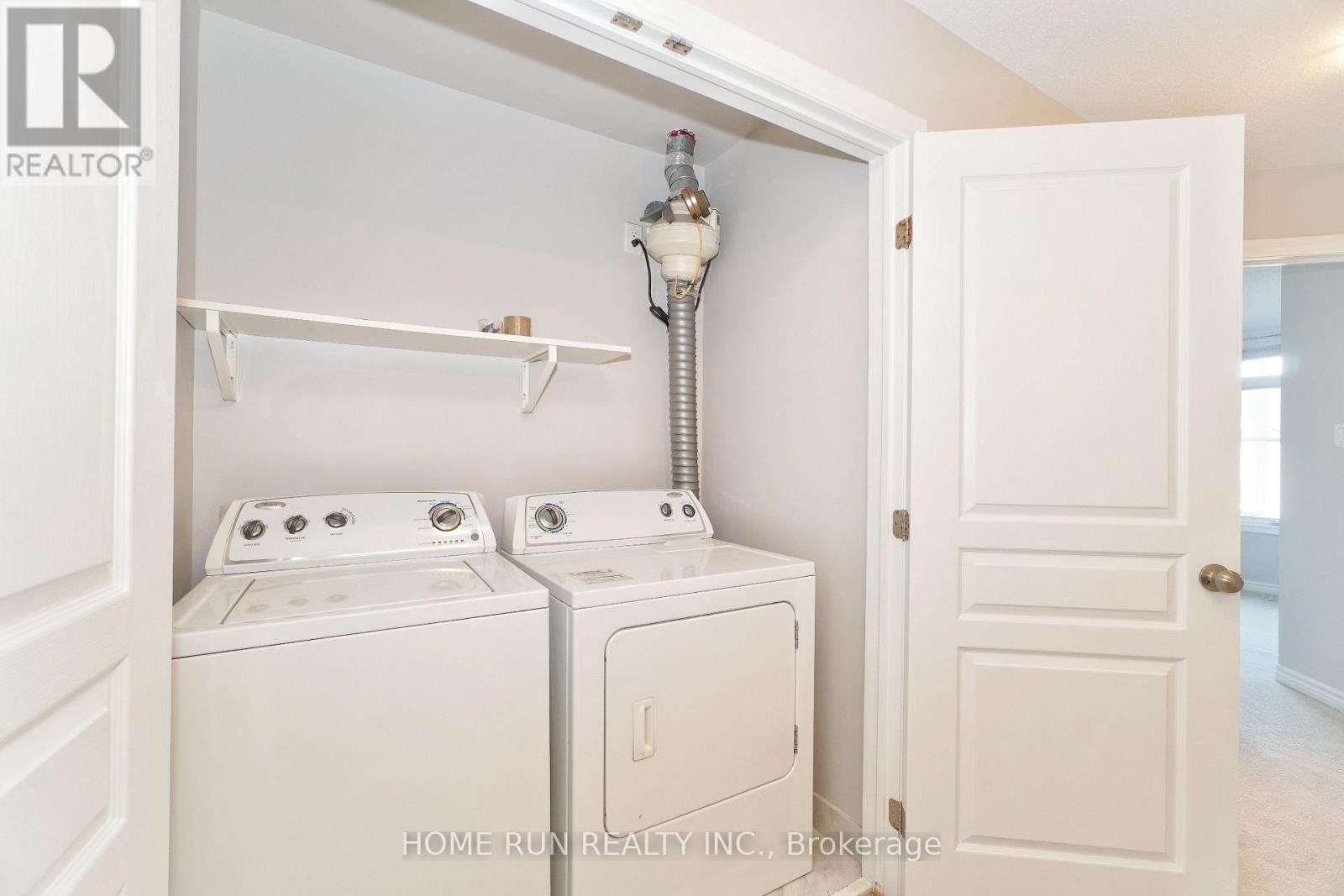 115 Watchhorn Grove Property Photo 33