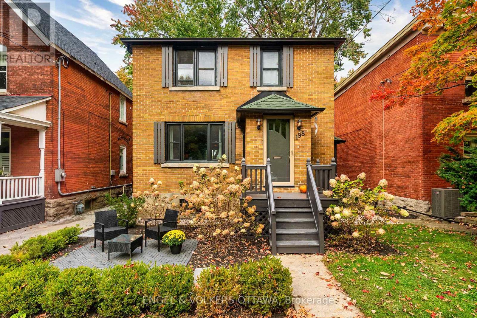 198 Stanley Avenue Property Photo 1
