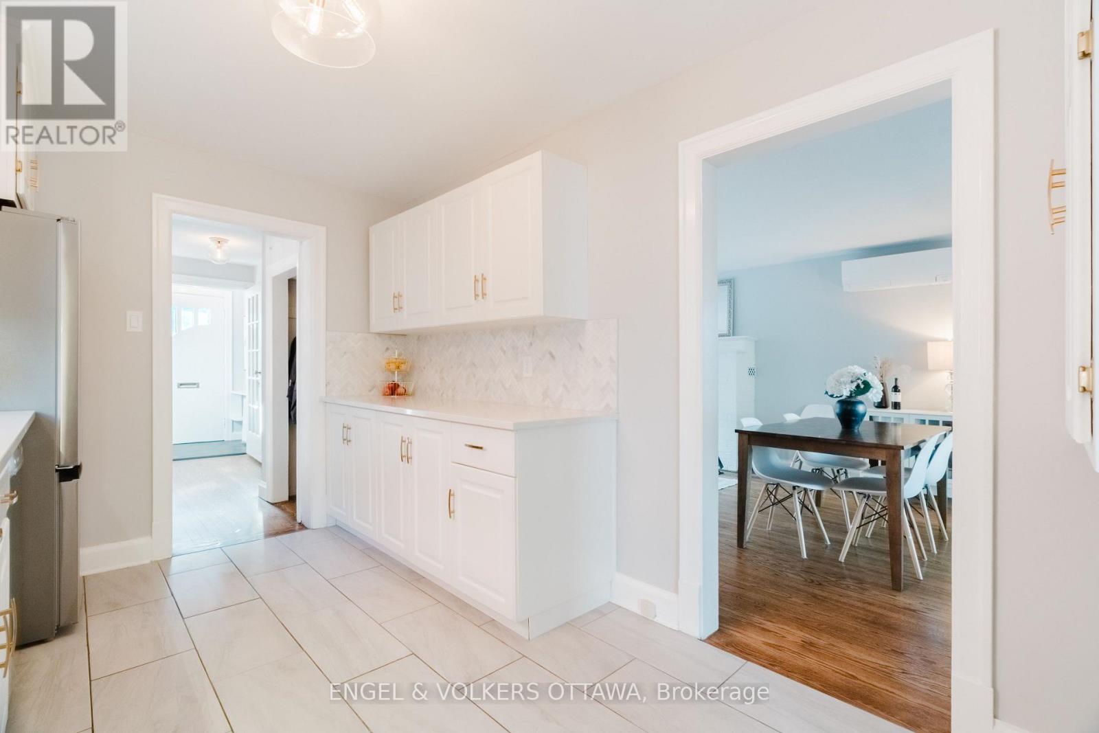198 Stanley Avenue Property Photo 24