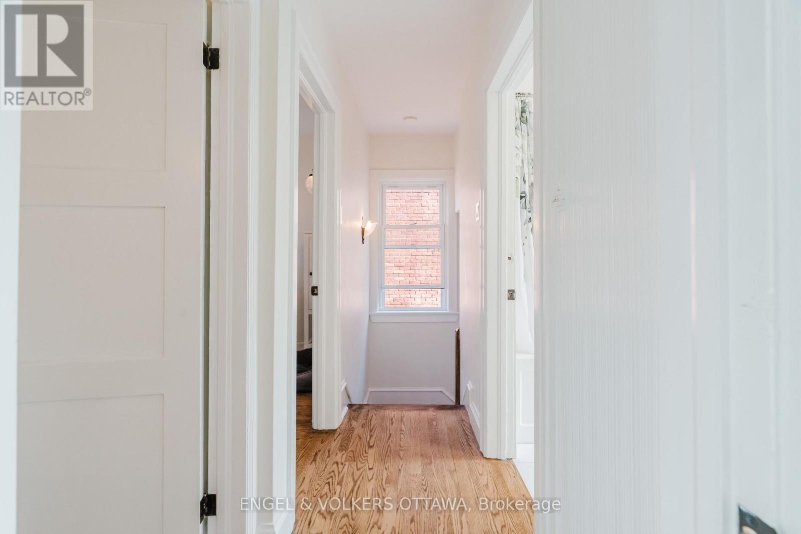 198 Stanley Avenue Property Photo 25