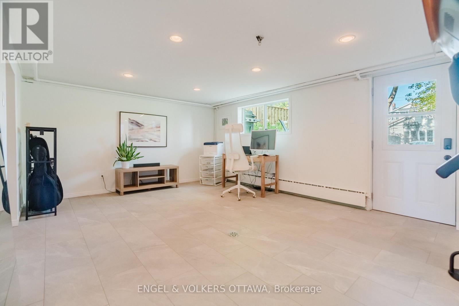 198 Stanley Avenue Property Photo 41