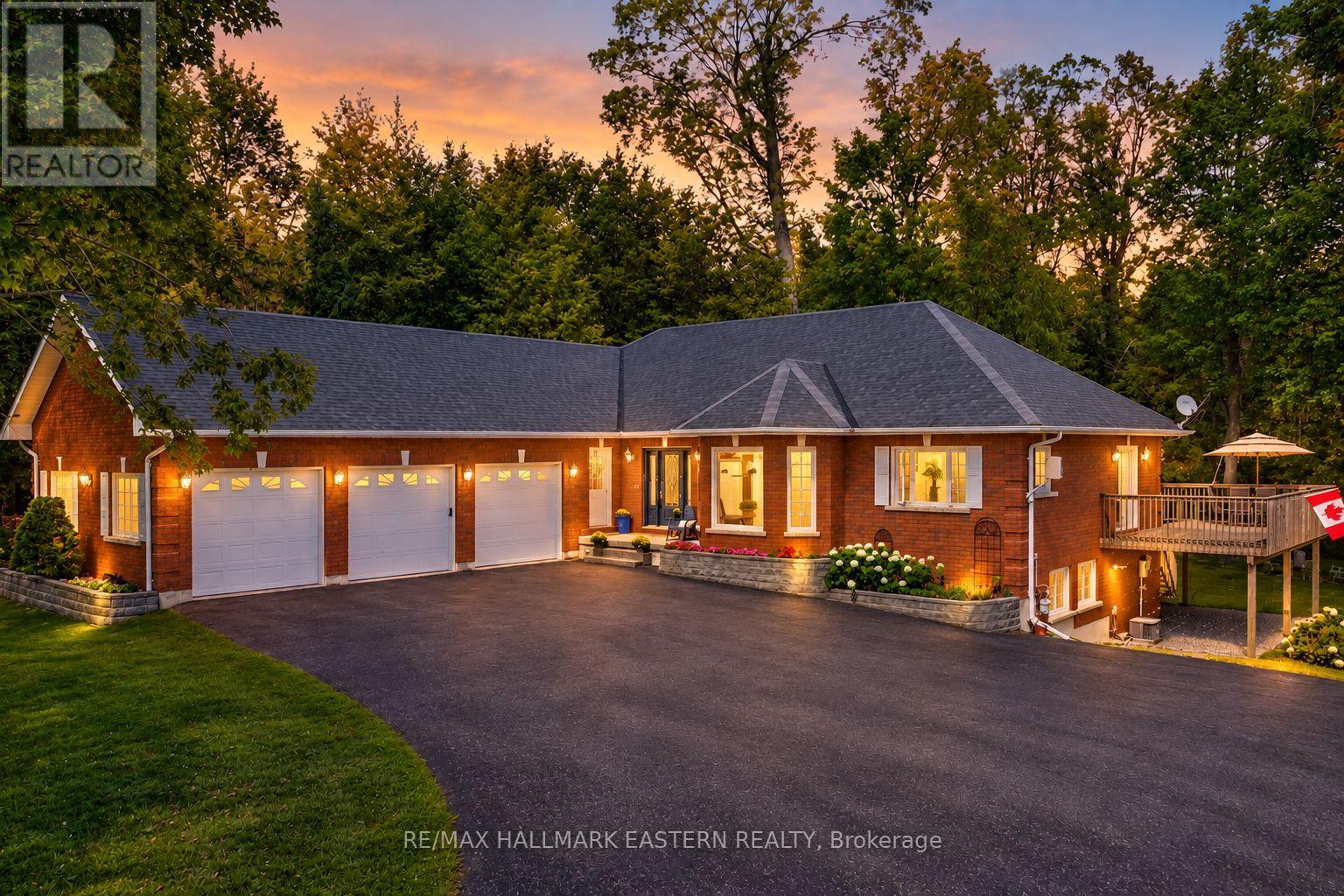 27 WOODLAND TRAIL Property Photo 1