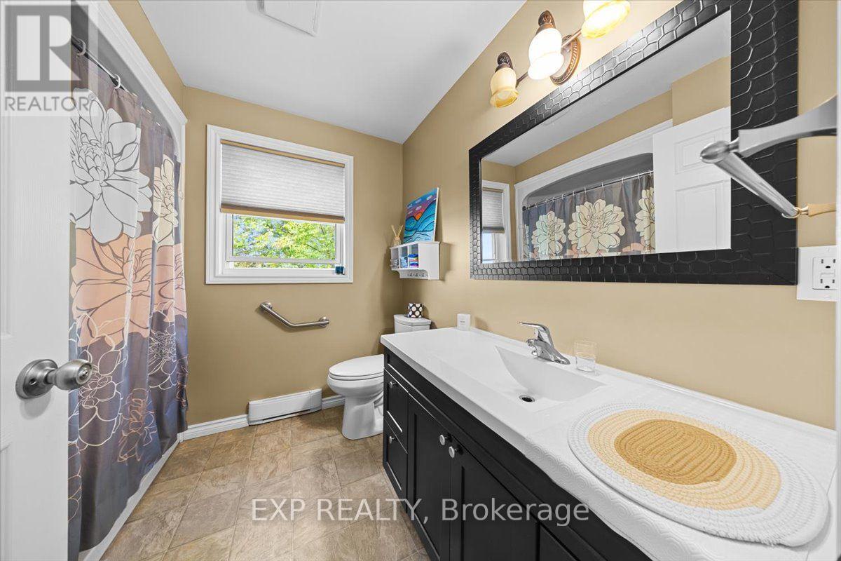 126 Gardiner Shore Road Property Photo 14