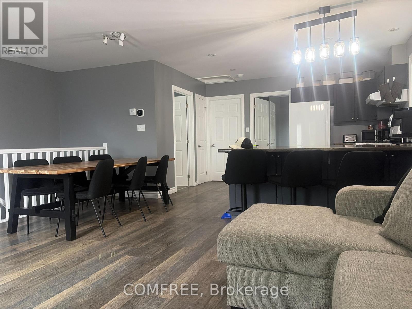 287 Brock Street Property Photo 9