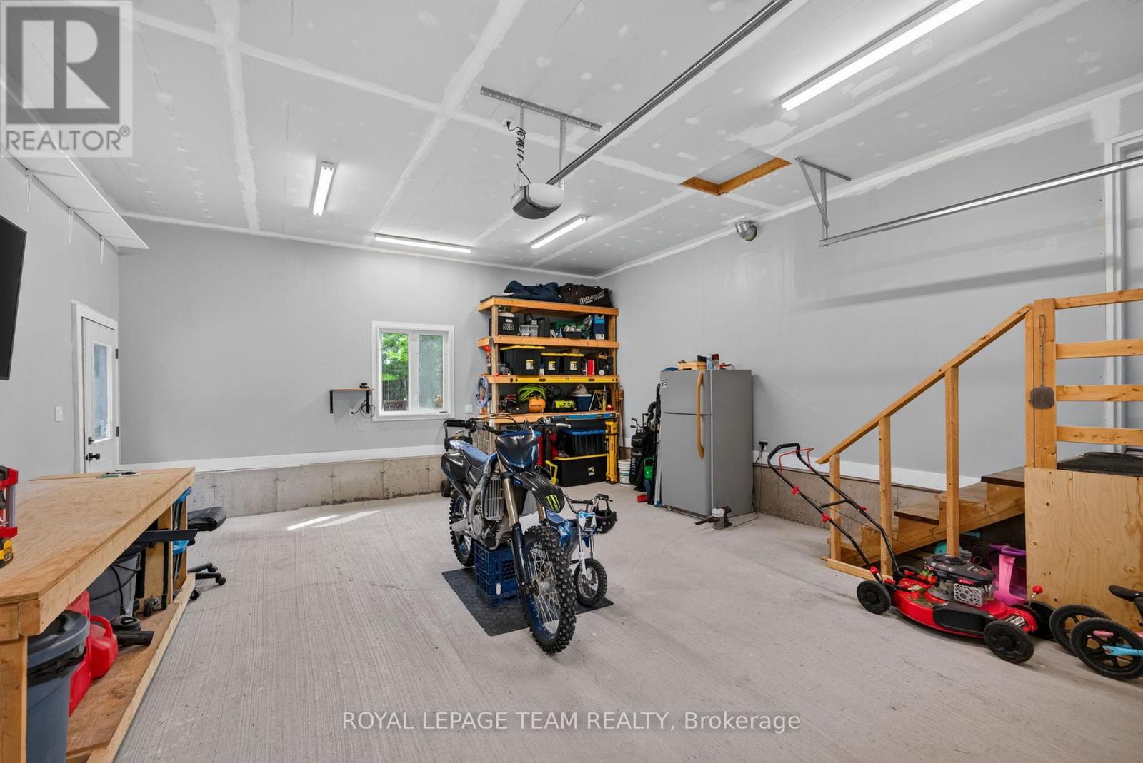 1007 Townline Road Property Photo 21