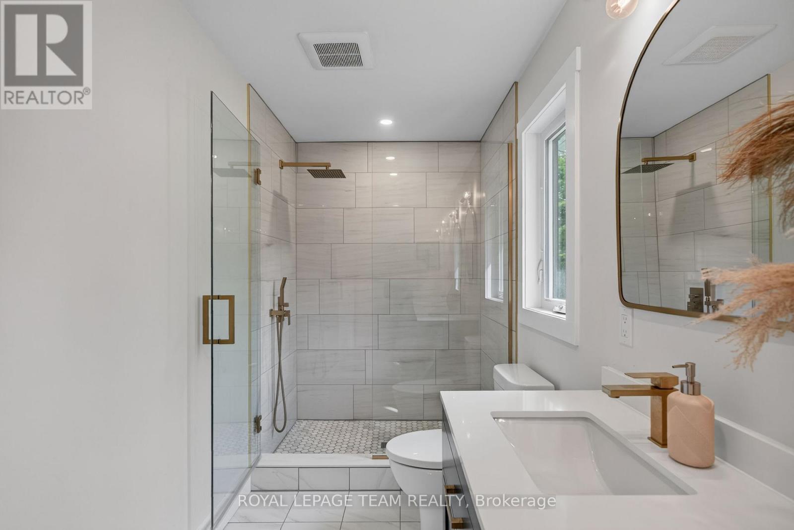 1007 Townline Road Property Photo 26