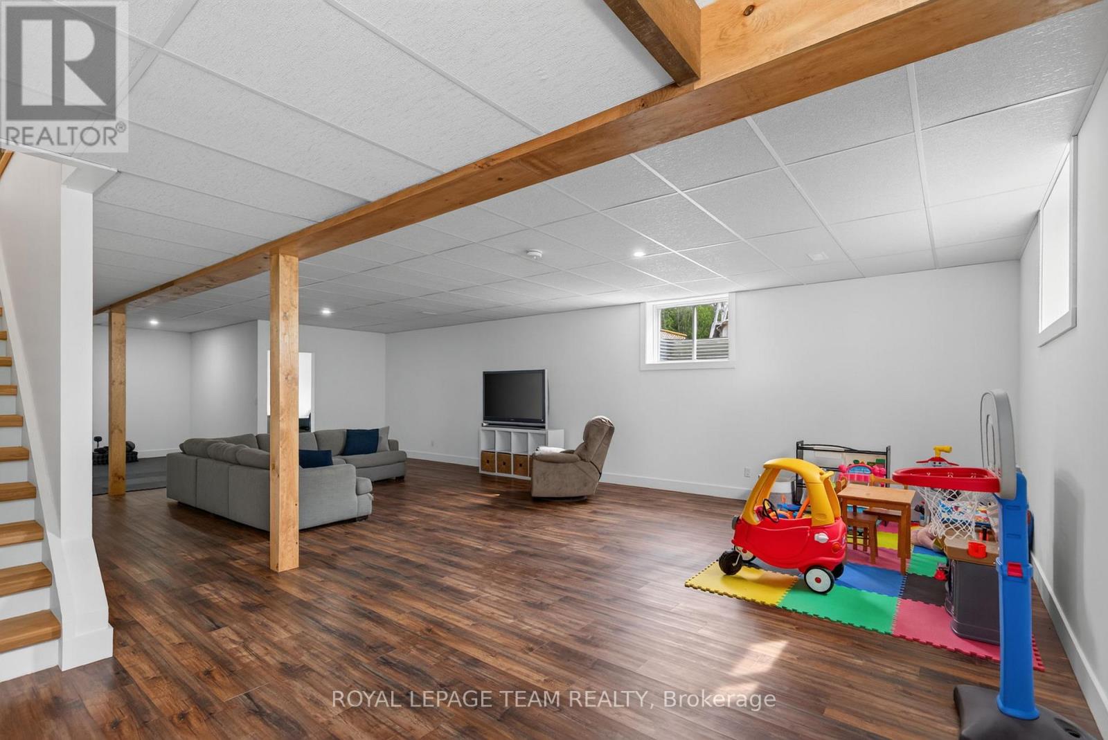 1007 Townline Road Property Photo 34