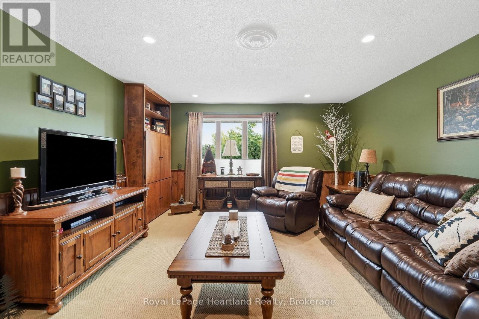 33950 Bachand Street Property Photo 13