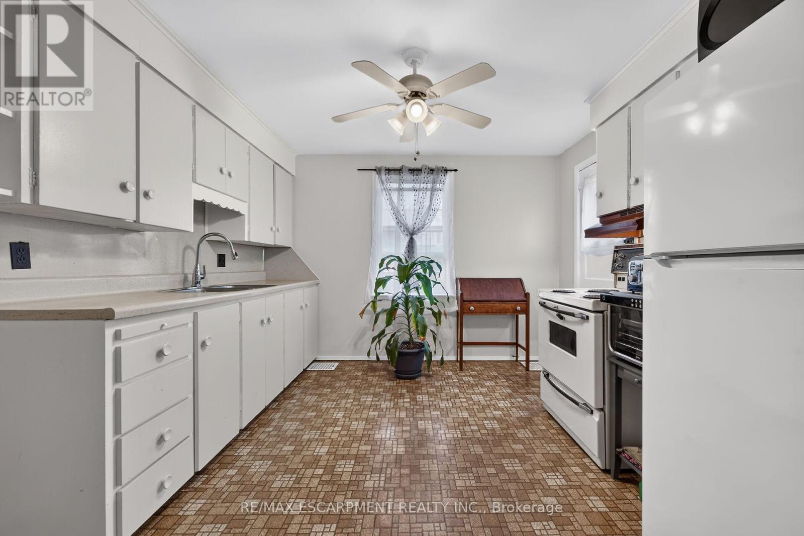 103 Belmont Avenue Property Photo 17