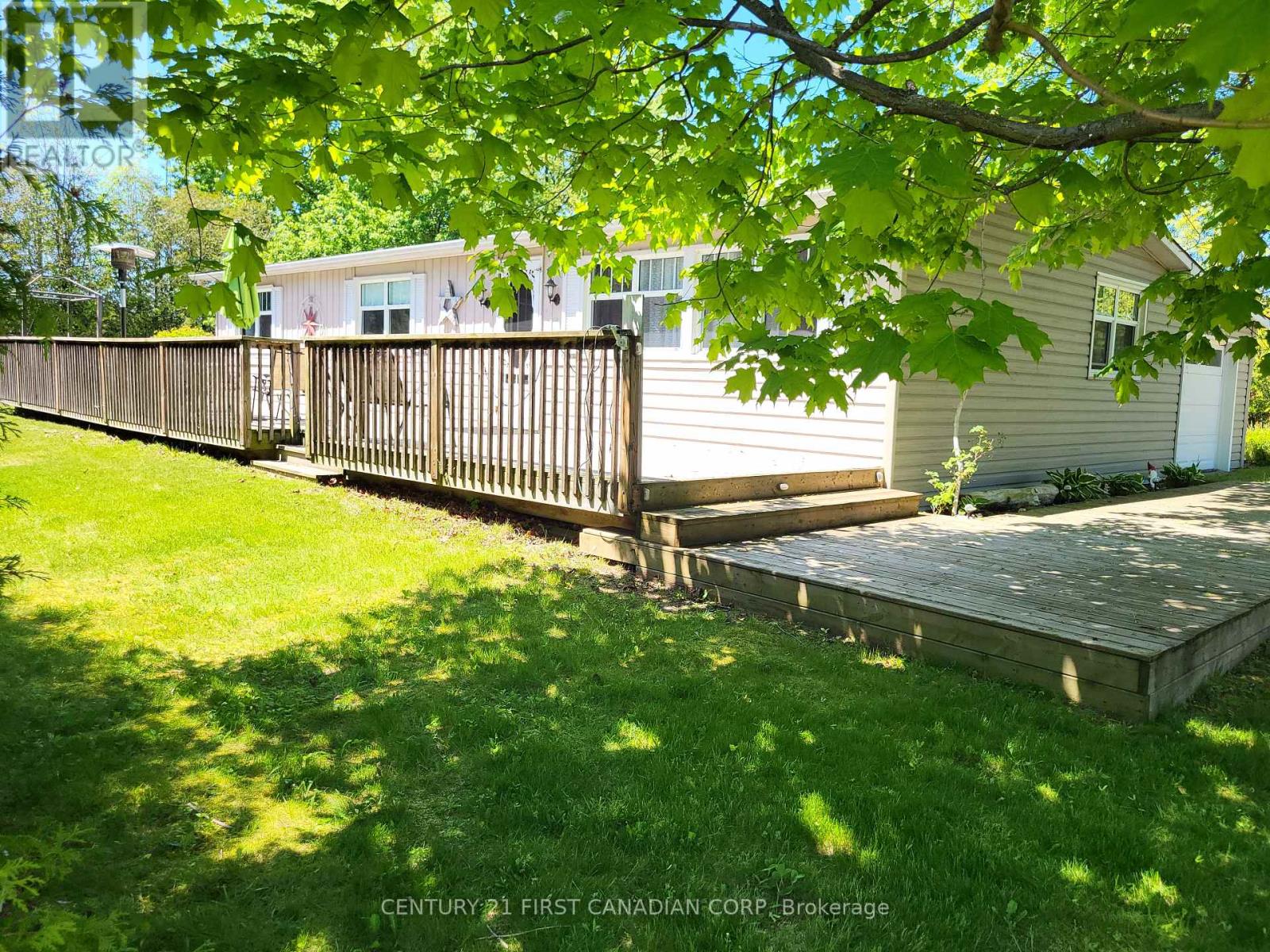 72599 Stanley Street Property Photo 1