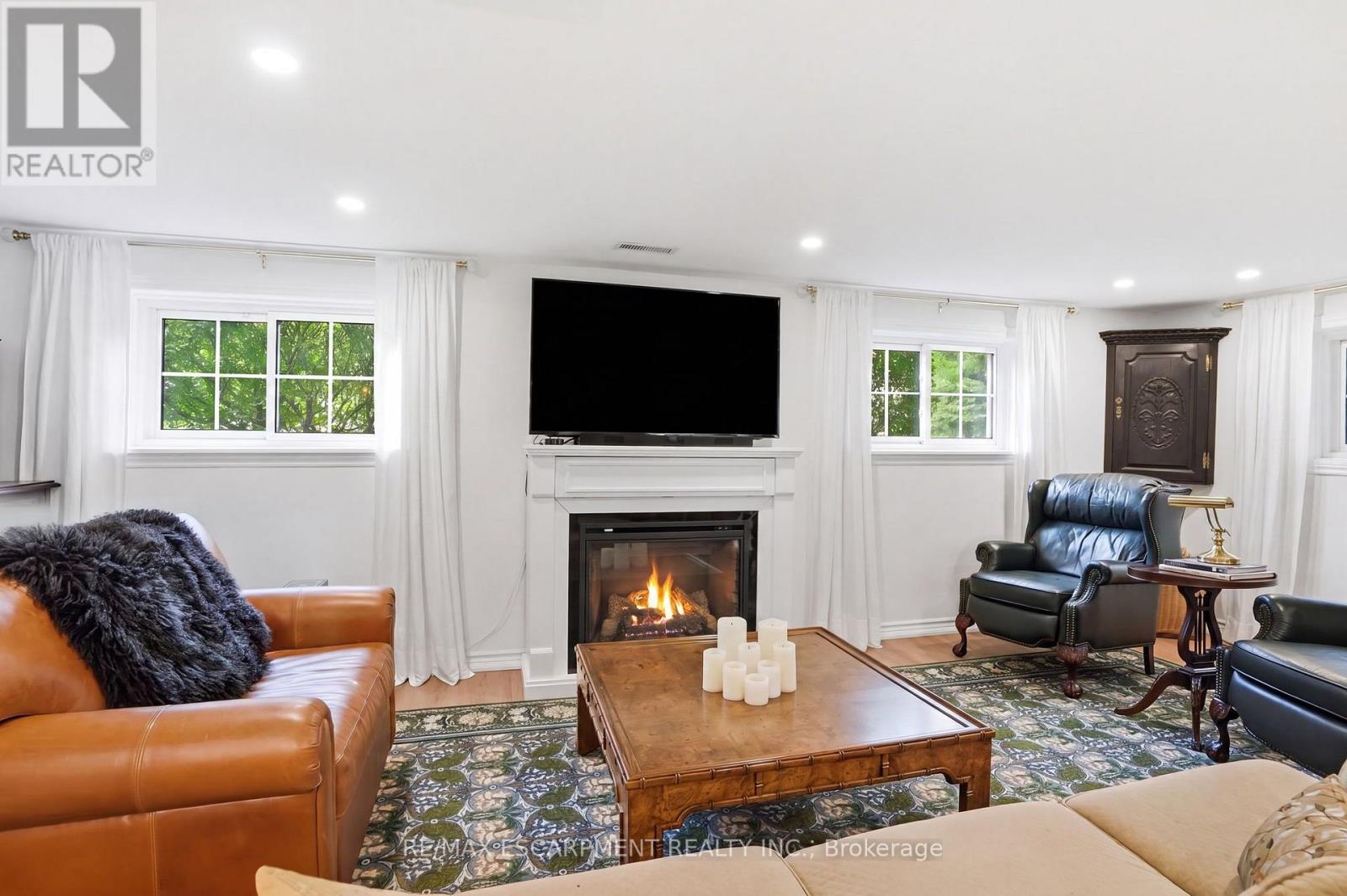2 Jameson Drive Property Photo 29