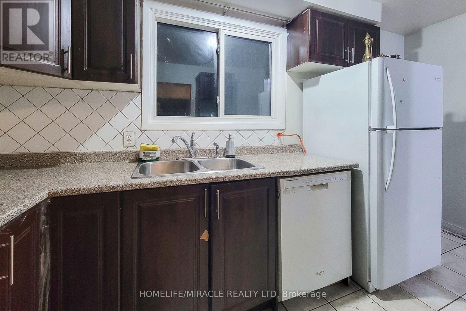 30 Jerome Crescent Property Photo 8