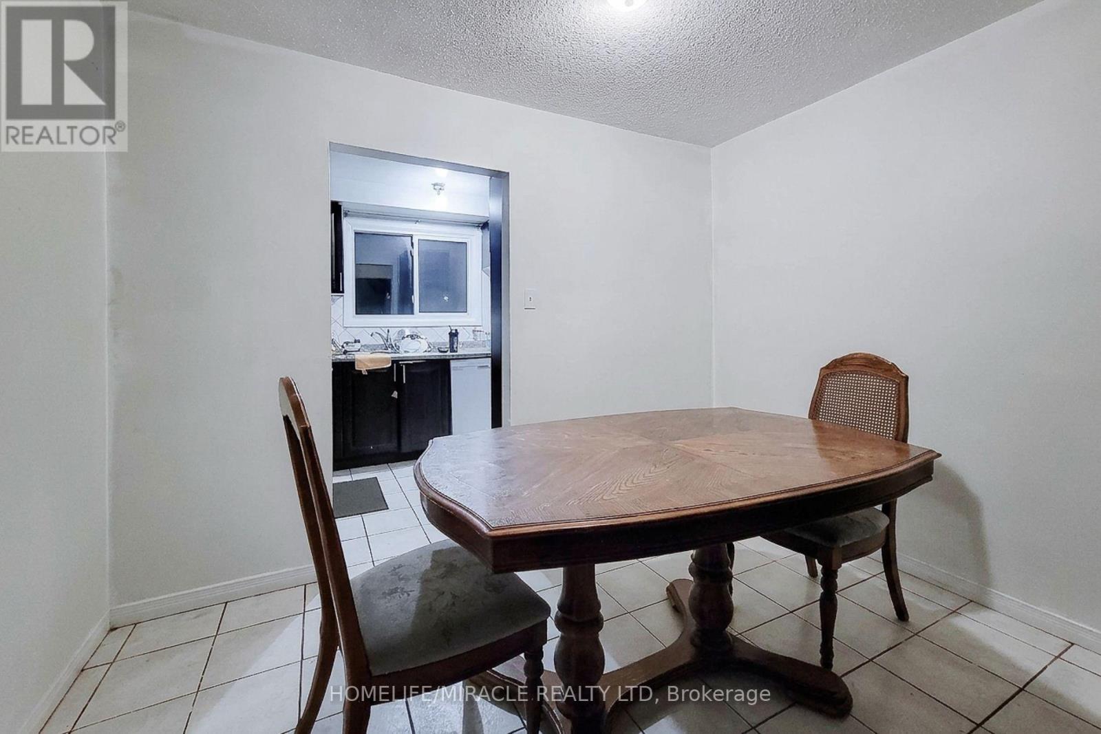30 Jerome Crescent Property Photo 9