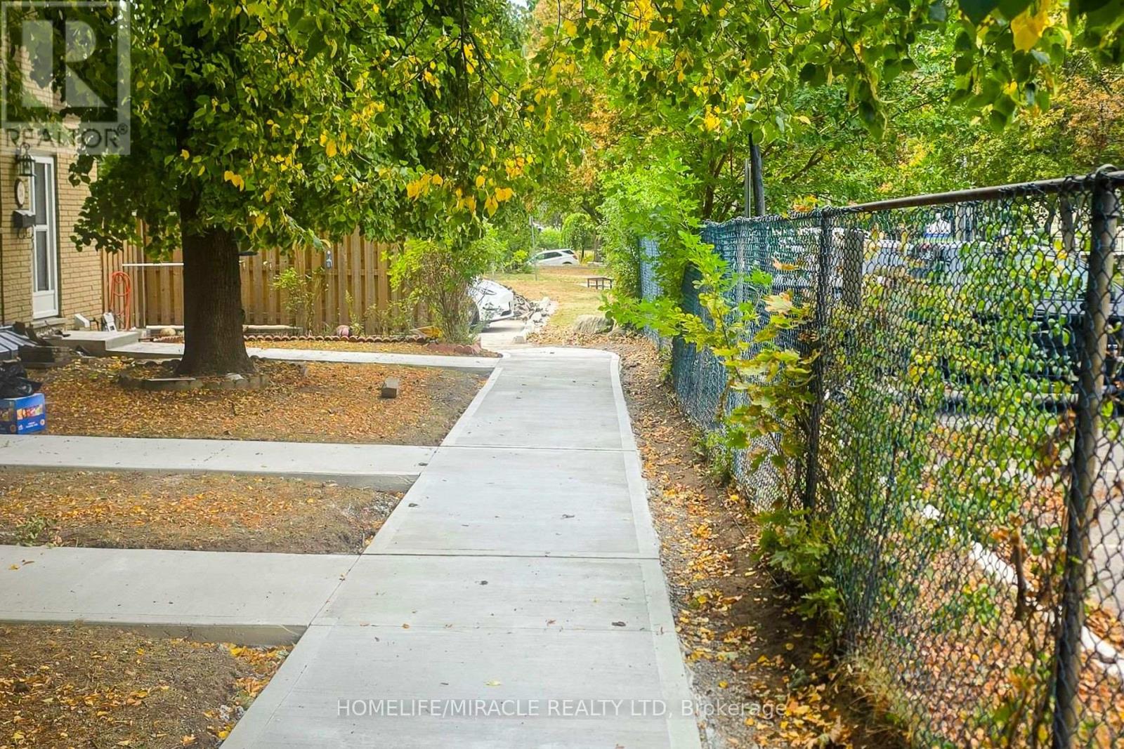 30 Jerome Crescent Property Photo 21